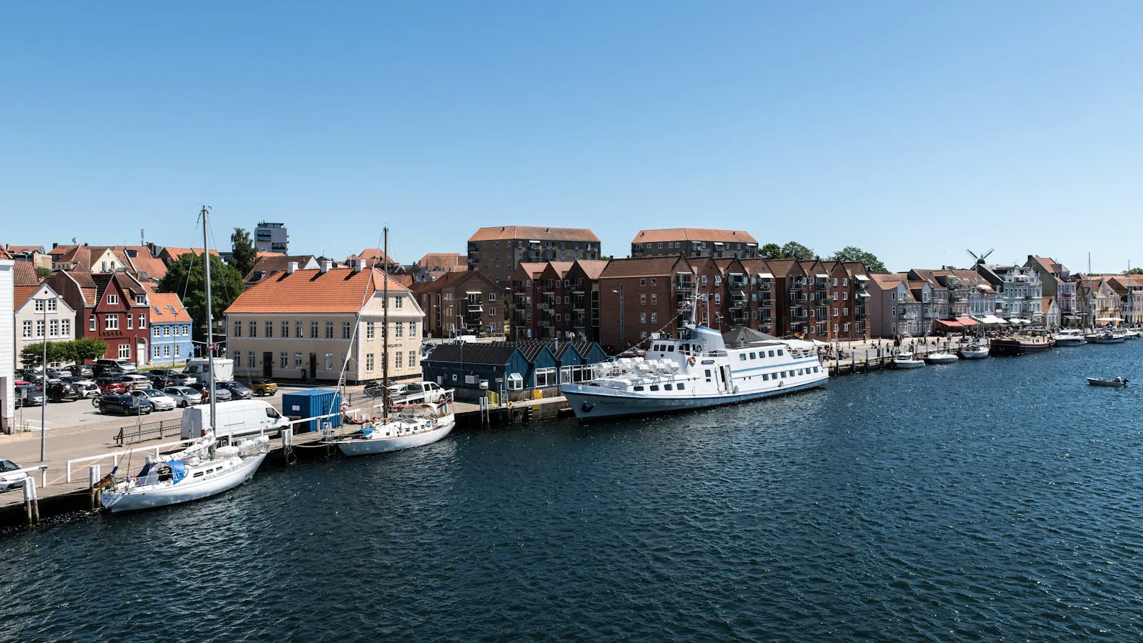 Frederikshavn - luftfoto